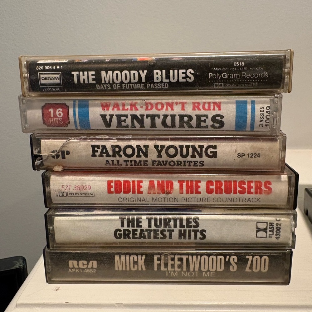 Set of 12 Vintage Cassette Tapes - Picture 2 of 7